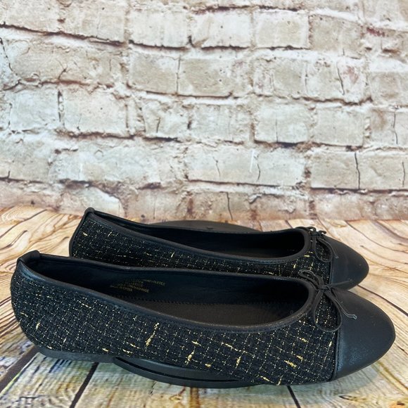 Amaravali Women's Slip On Cap Toe Knit Fabric Gold Thread Dress Flats Size 10 - Picture 1 of 8